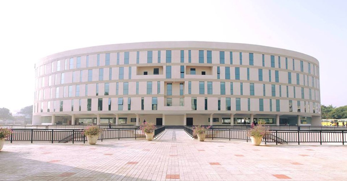 Oakridge International School