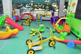 OAKTREE KIDZ International School