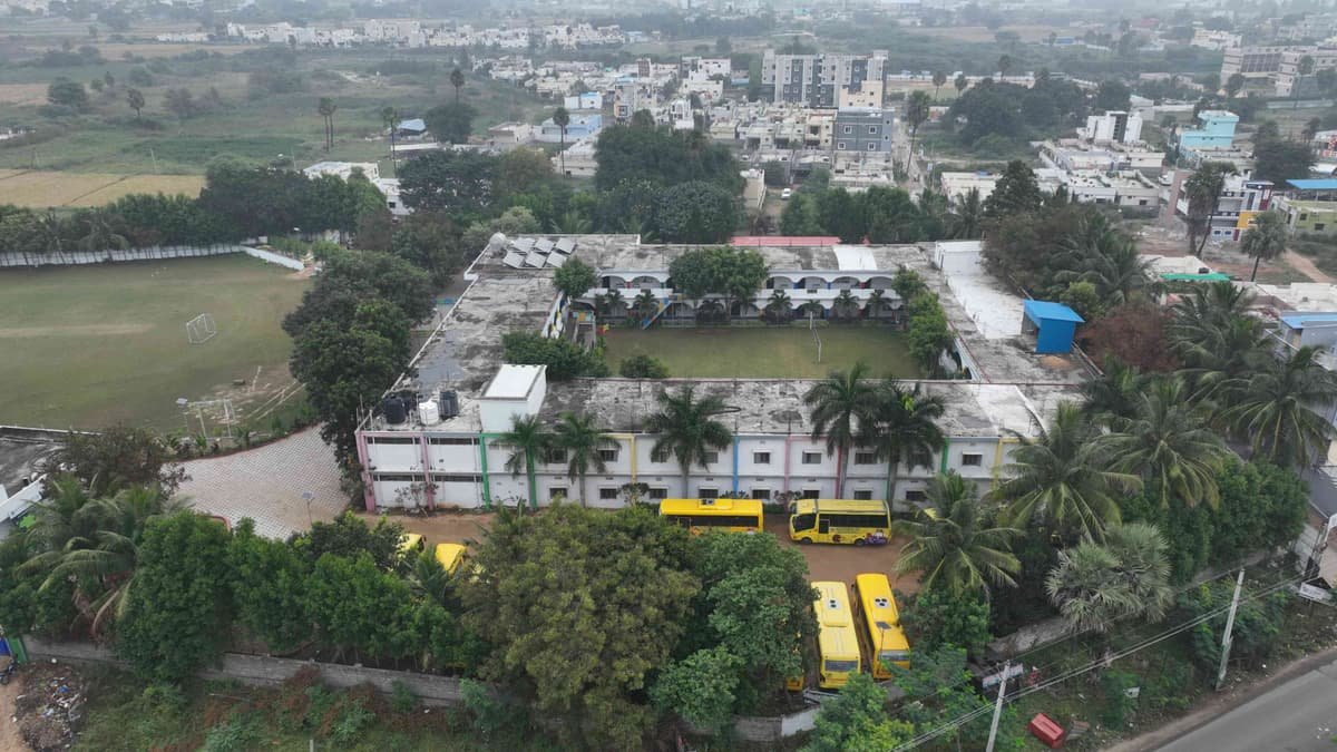 Reqelford International School