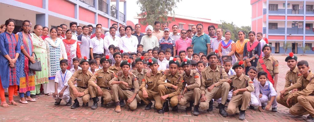 Sant Nirankari Boys Sr. Sec. School