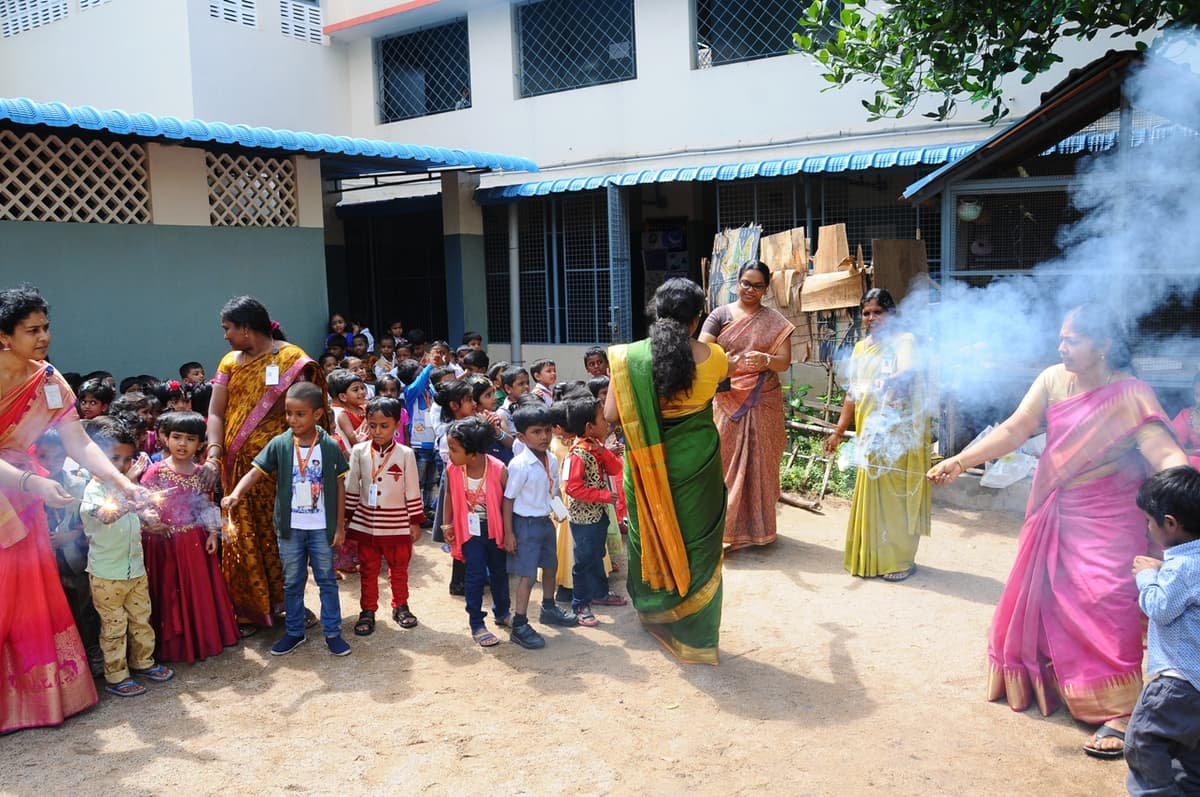 Serra International School