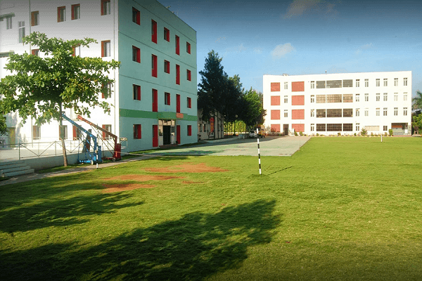 Silver Oaks International School