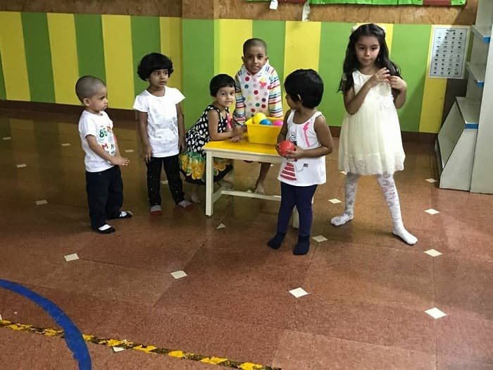 Sparkles Kinder Kastle