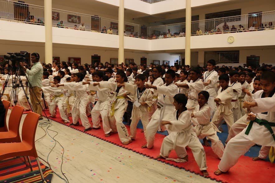 Sri Vamshidhar High School