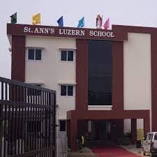 St Ann's Luzern school