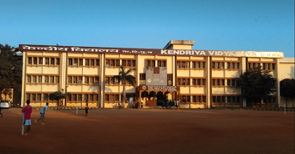 ST HILLS HIGH SCHOOL