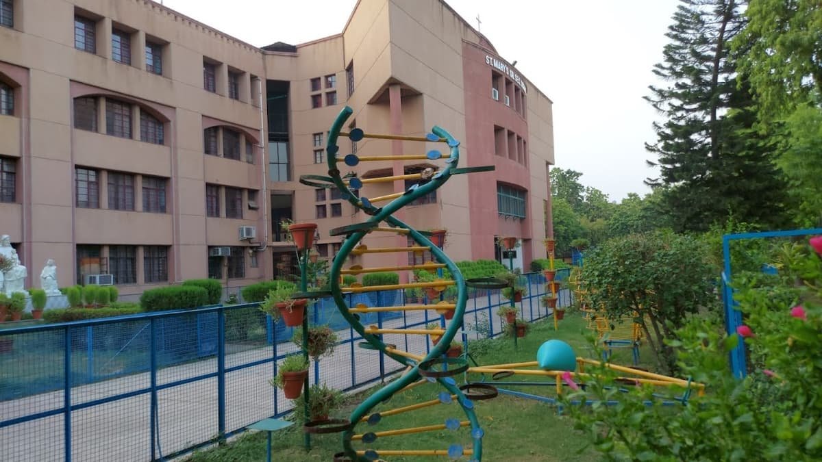 St. Mary's Senior Secondary School