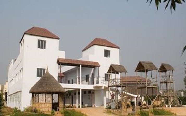 St Peter's High School