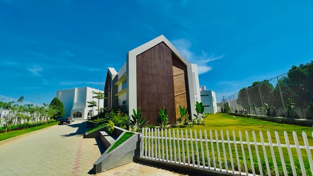 The Future Kids School