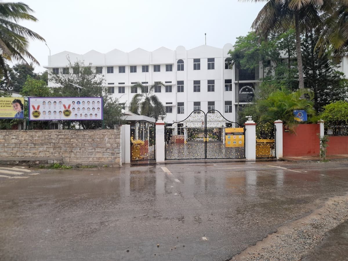 Vidyaniketan Public School