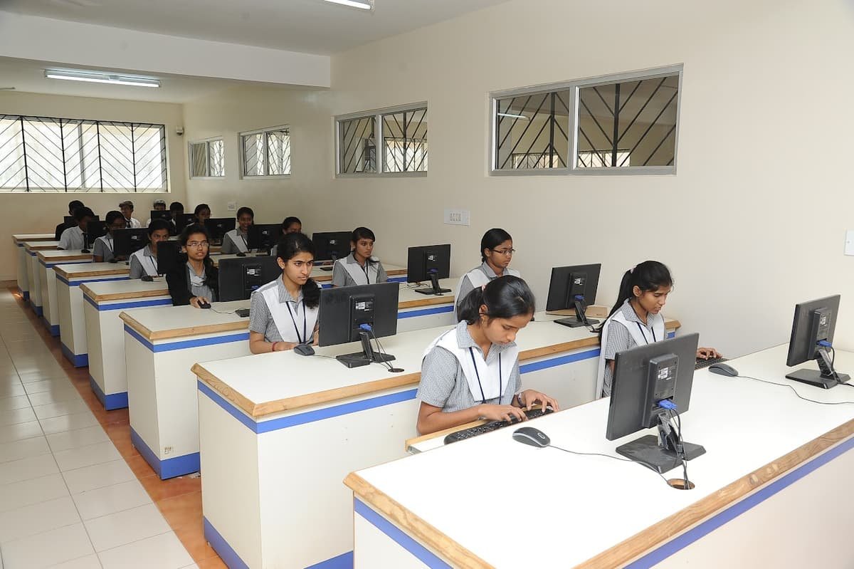 Vidyaniketan Public School