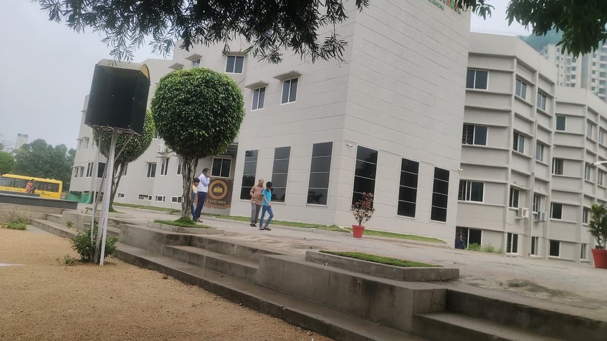 Vidyanjali High School